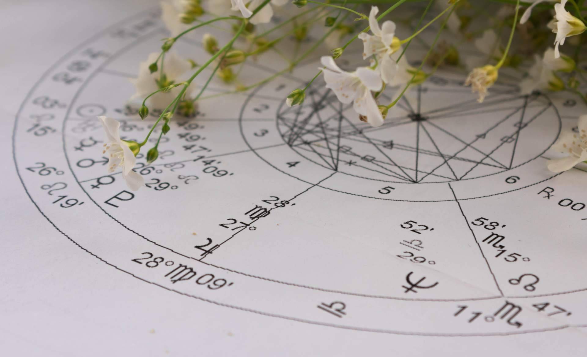 Nazaret Hermida: la profesional de la astrología que tiene grandes aciertos en sus pronósticos