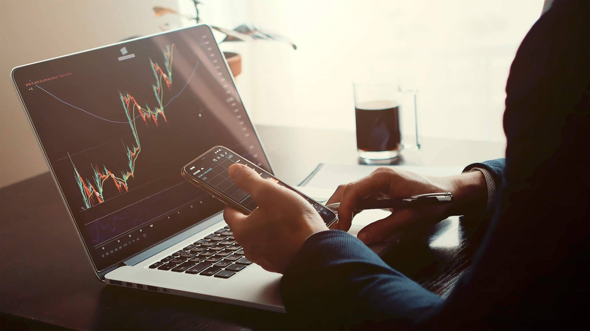 Fxinstitucional cuenta con el servicio de un mentor con experiencia en Forex para operar con éxito