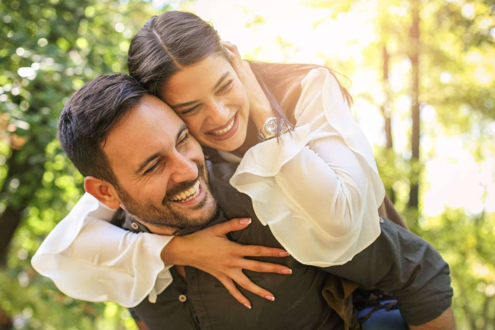 ¿Cómo sorprender a la pareja para recuperar la pasión? Las opciones de lacestadelplacer.com