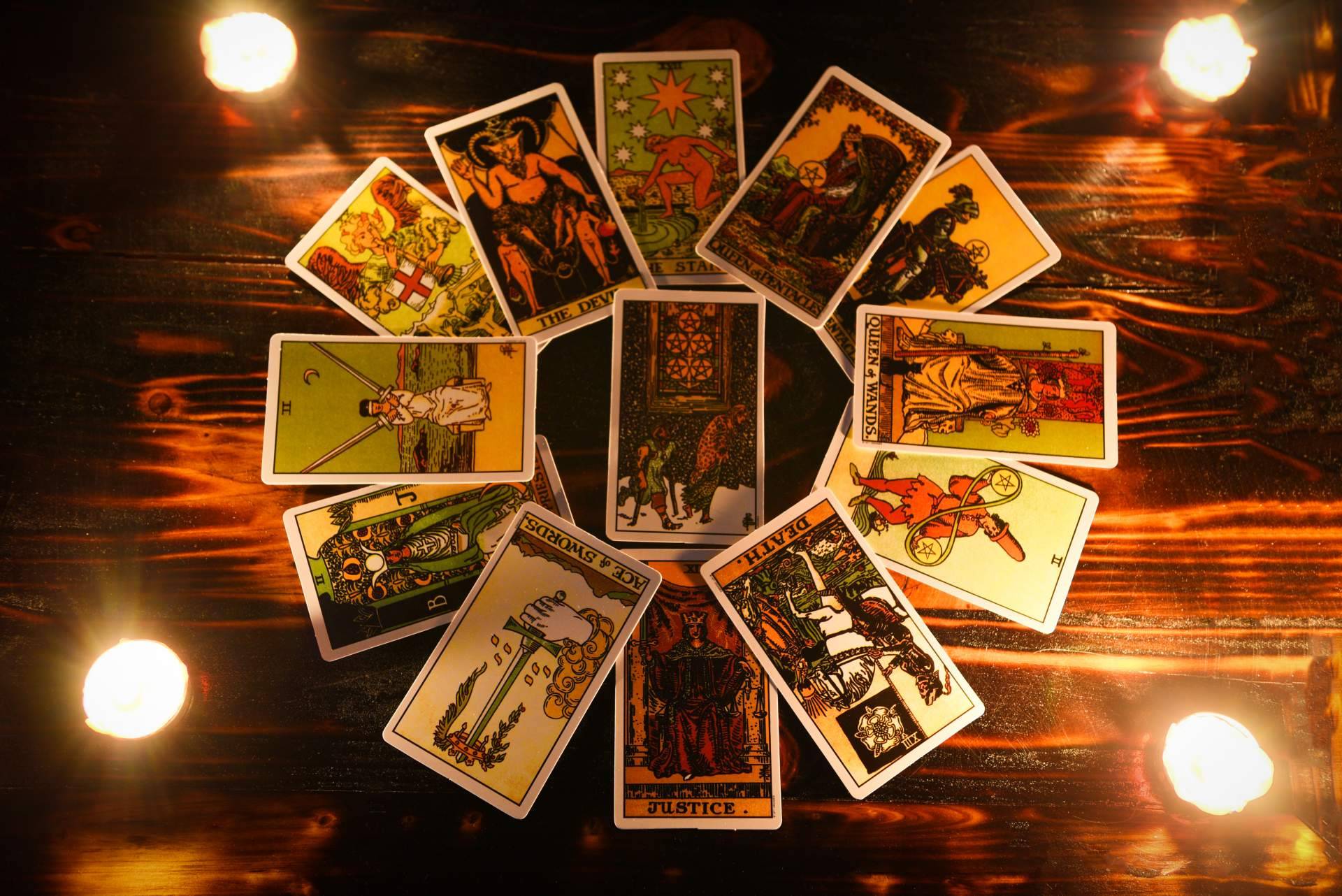 La Vidente Buena del amor ofrece servicios de Tarot de Nayala de confianza