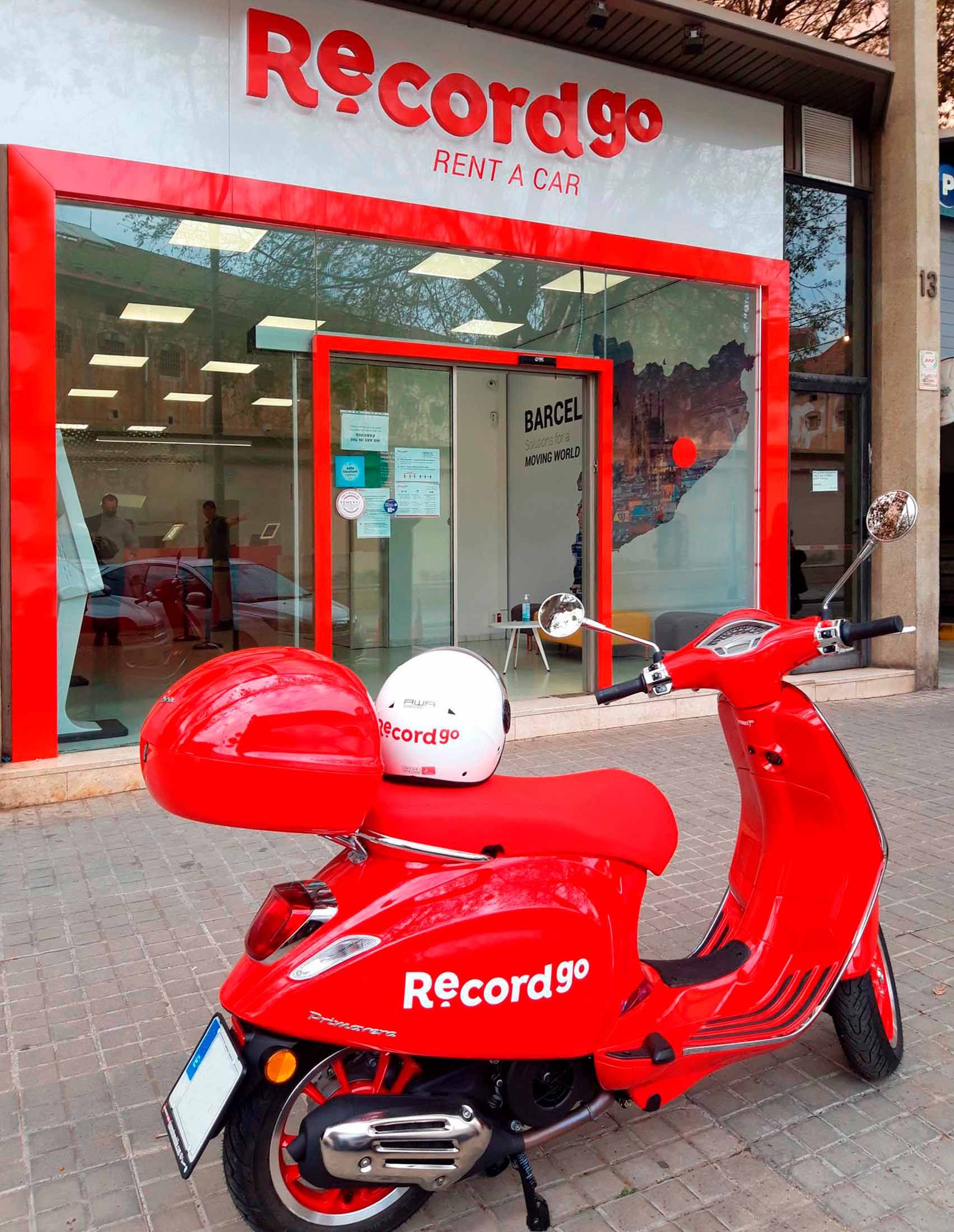 Record go ofrece un nuevo servicio de alquiler de motos