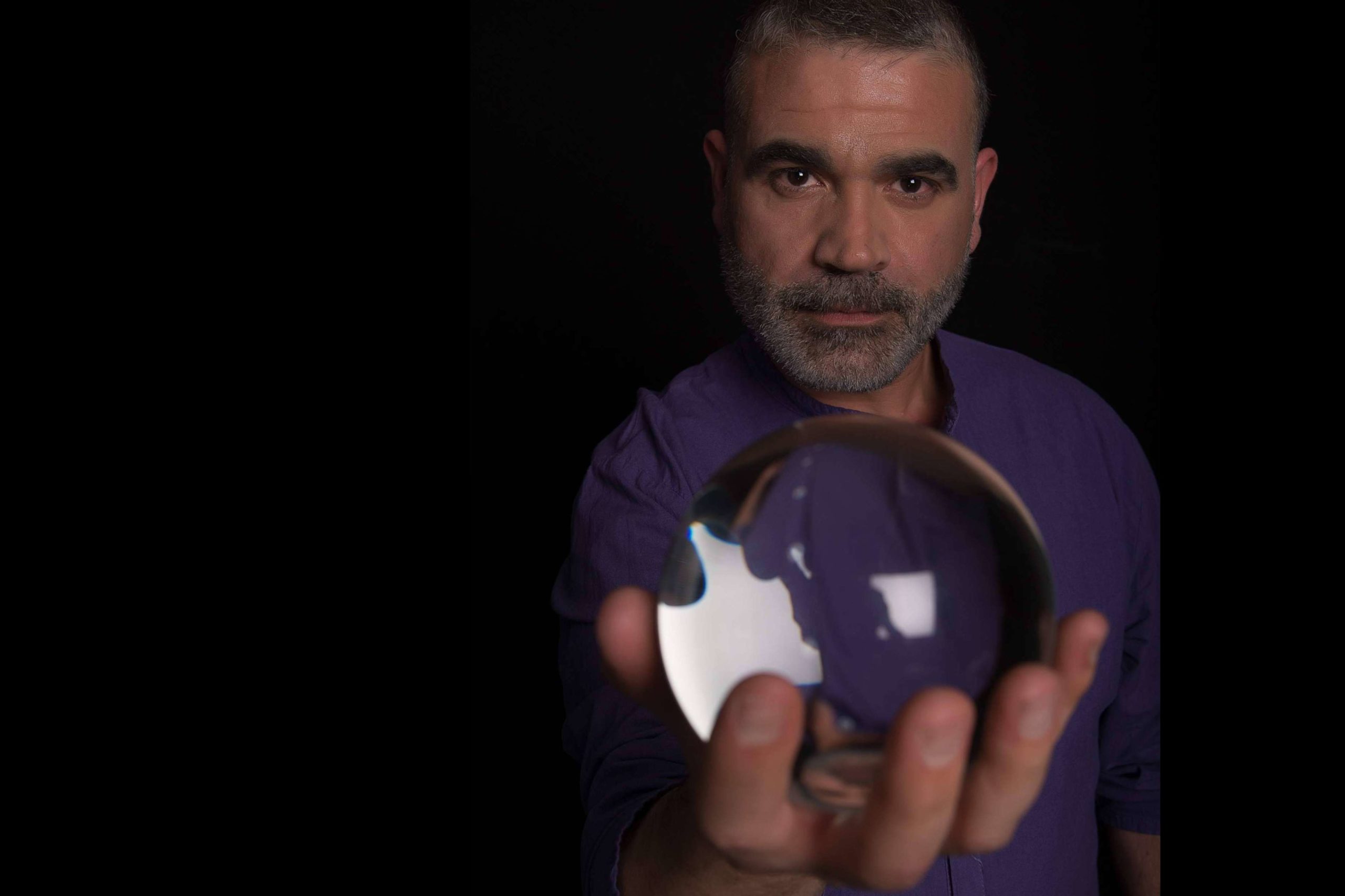 El tarot como guía para la transformación, el cambio y la vida, de la mano de Rubén Barea