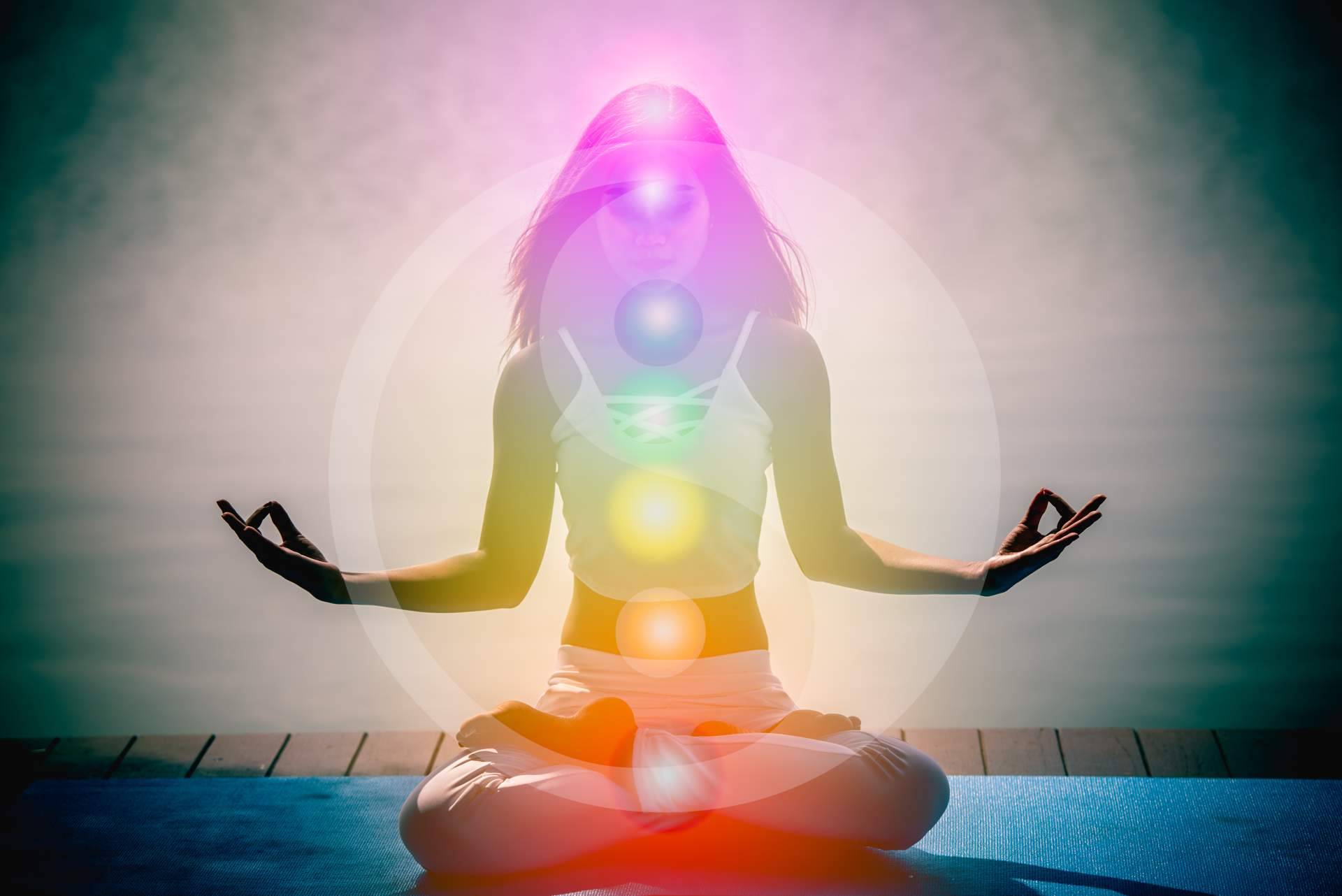 Equilibrar los chakras con las diversas opciones de la tienda esotérica online Bindi, desde Valencia