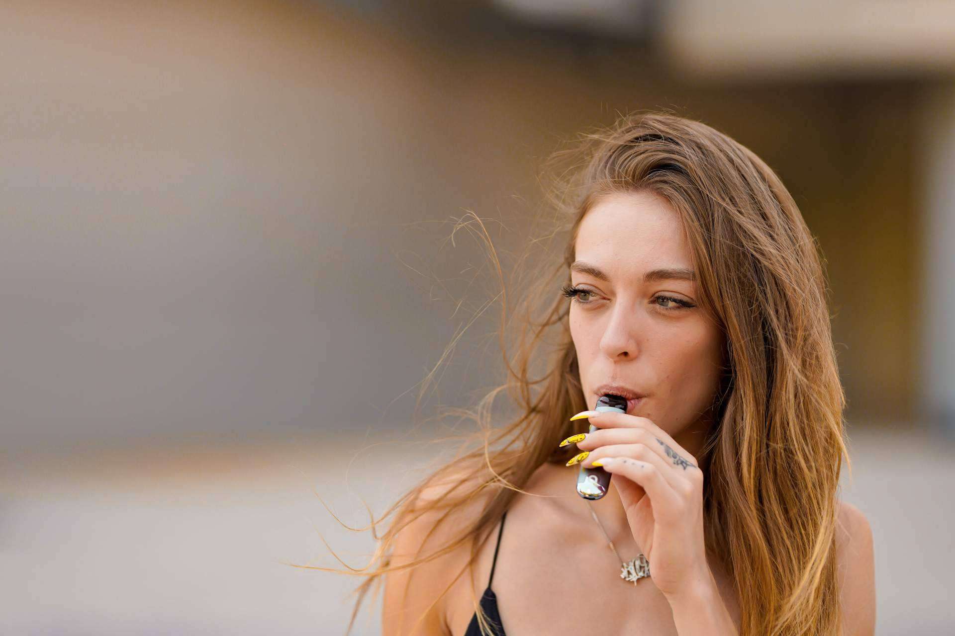 Vaper desechable o recargable, cuál elegir según Ammo Vaper